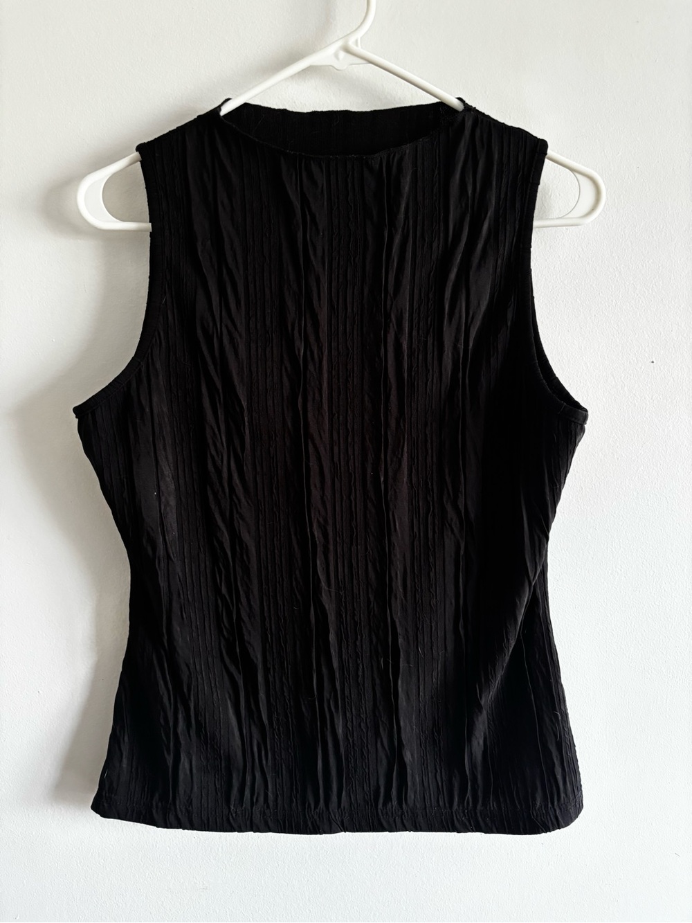 Vintage Black Sleeveless Textured Tank Top